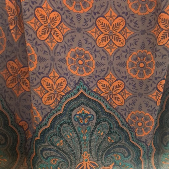 CAbi printed Cami- size Small EUC - Picture 3 of 4